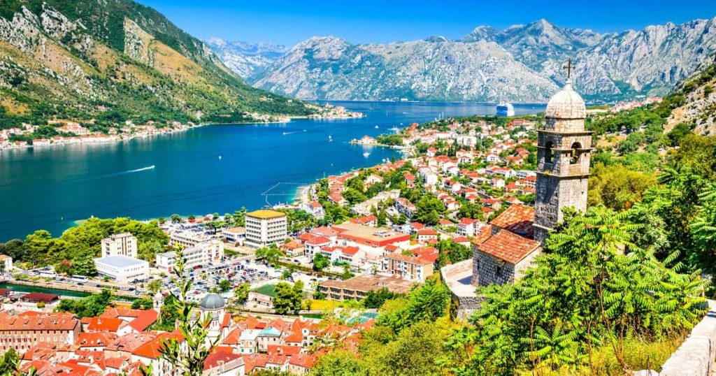 Amazing high quality 24/7 Montenegro webcam views.